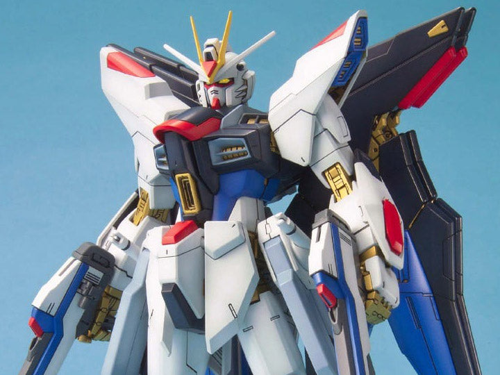 ZGMF-X20A Strike Freedom Gundam box art