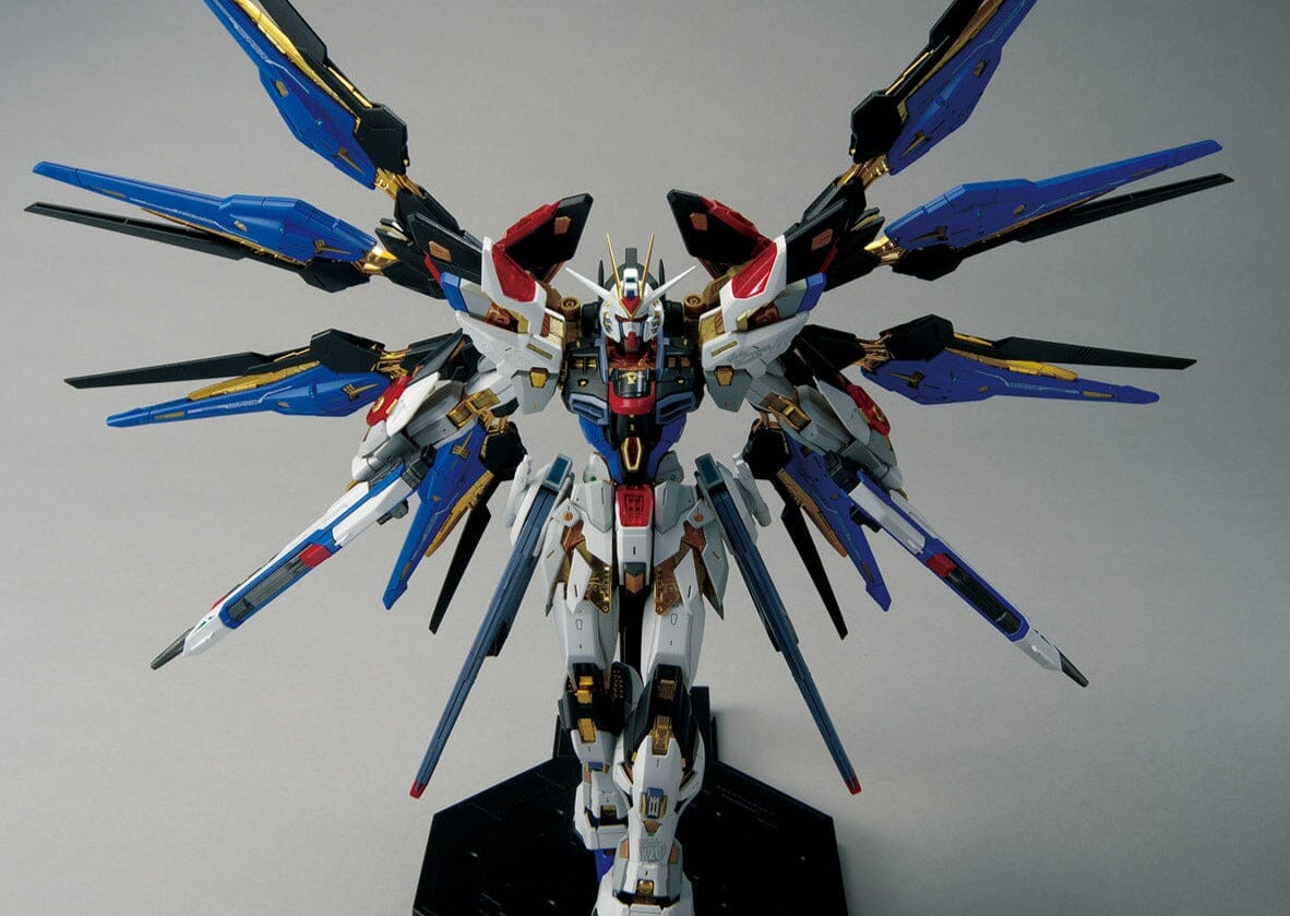 ZGMF-X20A Strike Freedom Gundam box art